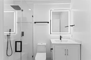 1402 NE 34th St, Oakland Park, FL 33334 - Photo 44