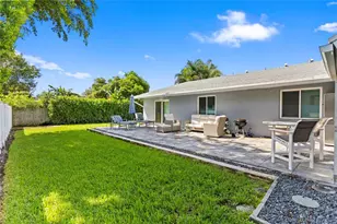 1402 NE 34th St, Oakland Park, FL 33334 - Photo 24