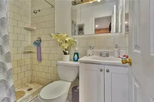 4401 NW 33rd St, Lauderdale Lakes, FL 33319 - Photo 12