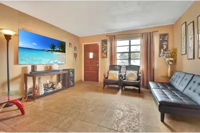 4401 NW 33rd St, Lauderdale Lakes, FL 33319 - Photo 2