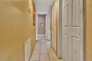 4401 NW 33rd St, Lauderdale Lakes, FL 33319 - Photo 8