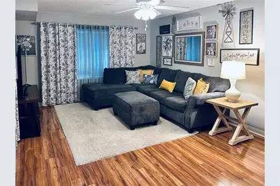 16  Amherst Ct, Unit #C, Royal Palm Beach, FL 33411 - Photo 10