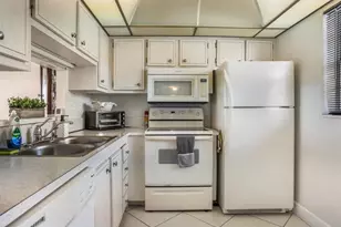 4705 NW 35th St, Lauderdale Lakes, FL 33319 - Photo 2