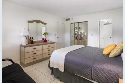 4705 NW 35th St, Unit #411, Lauderdale Lakes, FL 33319 - Photo 14