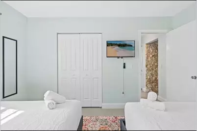 304 SE 4th St, Dania Beach, FL 33004 - Photo 14