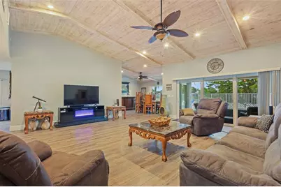 7626 NW 87th Ave, Tamarac, FL 33321 - Photo 12