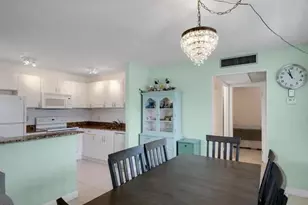 223 Flanders E Unit, Delray Beach, FL 33484 - Photo 8