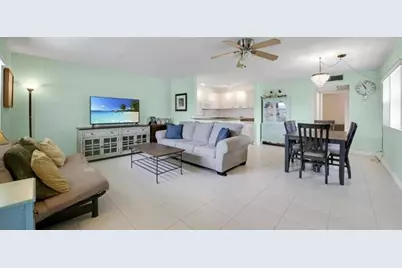 223  Flanders E, Unit #E, Delray Beach, FL 33484 - Photo 12