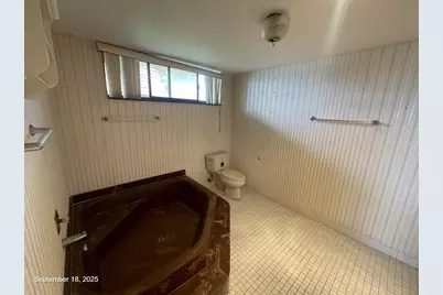 840 NE 199th St, Unit #208B, Miami, FL 33179 - Photo 12