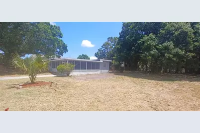 1810 S 32nd St, Fort Pierce, FL 34947 - Photo 2