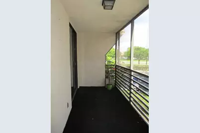6751 N University Dr, Unit #207, Tamarac, FL 33321 - Photo 20