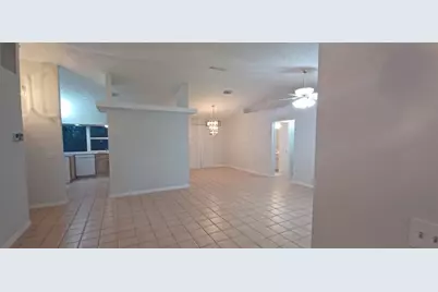 150 NW Byron St, Port Saint Lucie, FL 34983 - Photo 4