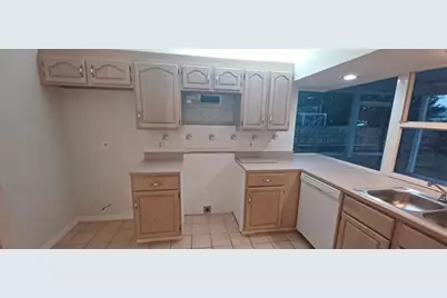 150 NW Byron St, Port Saint Lucie, FL 34983 - Photo 10