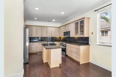 1325  Camellia Cir, Weston, FL 33326 - Photo 10