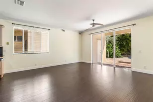 1325 Camellia Cir, Weston, FL 33326 - Photo 14