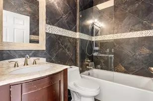 1325 Camellia Cir, Weston, FL 33326 - Photo 16