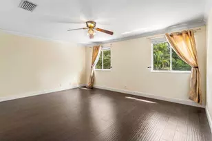 1325 Camellia Cir, Weston, FL 33326 - Photo 20