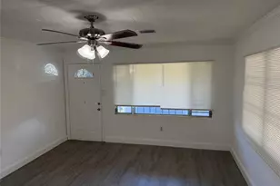 703 N 17th St, Fort Pierce, FL 34950 - Photo 12