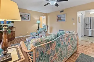 320 Knotty Pine Cir, Greenacres, FL 33463 - Photo 2