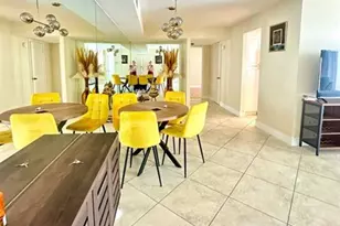 137 Golden Isles Dr, Hallandale Beach, FL 33009 - Photo 4