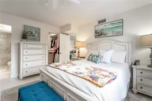 9411 N Hollybrook Lake Dr, Pembroke Pines, FL 33025 - Photo 16