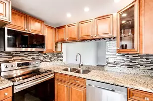 9080 Lime Bay Blvd, Tamarac, FL 33321 - Photo 4