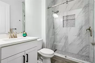 8760 E Baypoint Cir, Parkland, FL 33076 - Photo 26