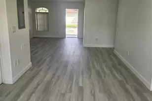 7327 NW 173rd Dr, Hialeah, FL 33015 - Photo 6