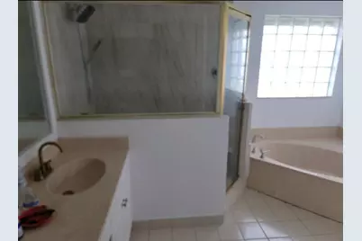 1055 NW 117th Ave, Coral Springs, FL 33071 - Photo 8