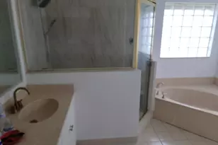 1055 NW 117th Ave, Coral Springs, FL 33071 - Photo 8