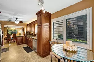 2210 SW 92nd Ter, Davie, FL 33324 - Photo 26