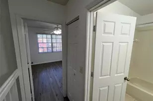 6756 Sienna Club Dr, Lauderhill, FL 33319 - Photo 16