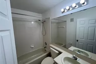 6756 Sienna Club Dr, Lauderhill, FL 33319 - Photo 20