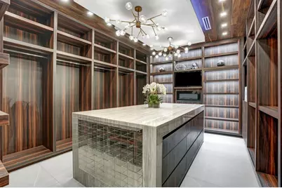 671  Middle River Dr, Fort Lauderdale, FL 33304 - Photo 70