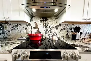 2450 Presidential Way, West Palm Beach, FL 33401 - Photo 14