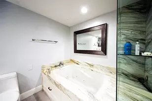 2450 Presidential Way, West Palm Beach, FL 33401 - Photo 24