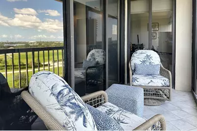 2450  Presidential Way, Unit #1006, West Palm Beach, FL 33401 - Photo 38