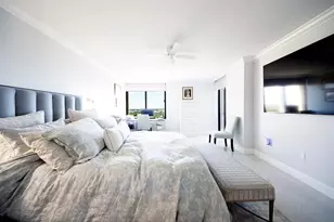 2450 Presidential Way, West Palm Beach, FL 33401 - Photo 18