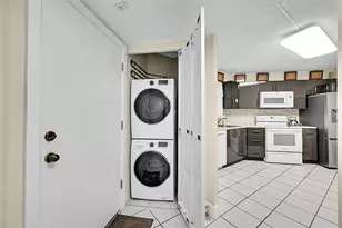 [Address not provided], Plantation, FL 33317 - Photo 4