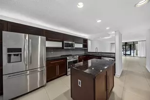 1100 SE 5th Ct, Pompano Beach, FL 33060 - Photo 2