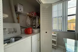 7420 NW 18th St, Margate, FL 33063 - Photo 6