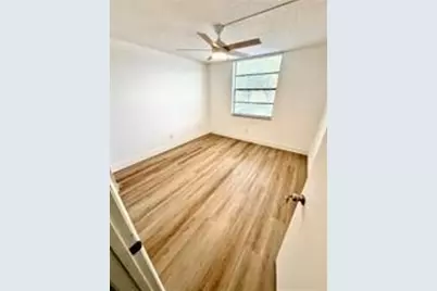 7420 NW 18th St, Unit #203, Margate, FL 33063 - Photo 12