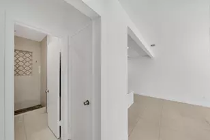 16010 NE 5th Ave, Miami, FL 33162 - Photo 24