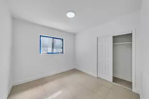 16010 NE 5th Ave, Miami, FL 33162 - Photo 14