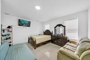 16010 NE 5th Ave, Miami, FL 33162 - Photo 36