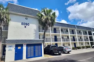 5090 SW 64th Ave, Davie, FL 33314 - Photo 2