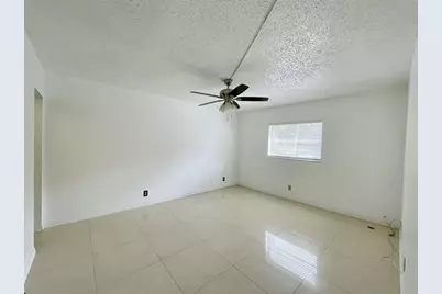 5090 SW 64th Ave, Unit #204, Davie, FL 33314 - Photo 8