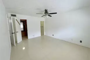 5090 SW 64th Ave, Davie, FL 33314 - Photo 10