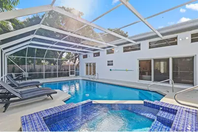 735 NE 6th St, Boca Raton, FL 33432 - Photo 52