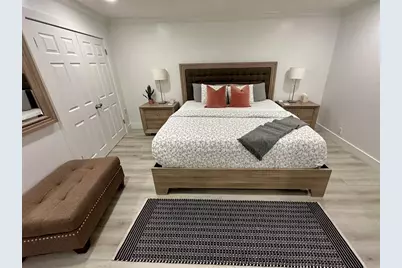 1920 NE 26th Dr, Wilton Manors, FL 33306 - Photo 24